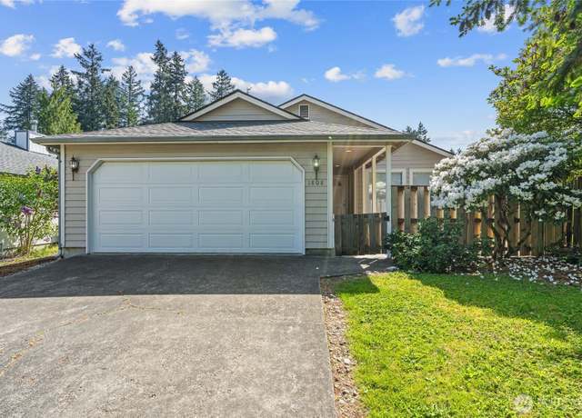 Property at 1808 SE Eastside St, Olympia, WA 98501, 3 beds, 2 baths