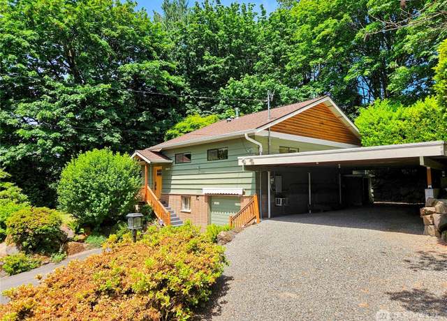 Property at 9813 36th St E, Edgewood, WA 98371, 3 beds, 2 baths