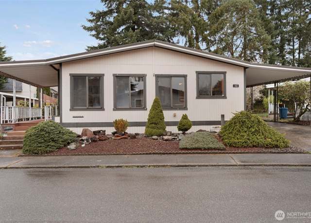 Property at 2500 S 370th St #142, Federal Way, WA 98003, 3 beds, 2 baths