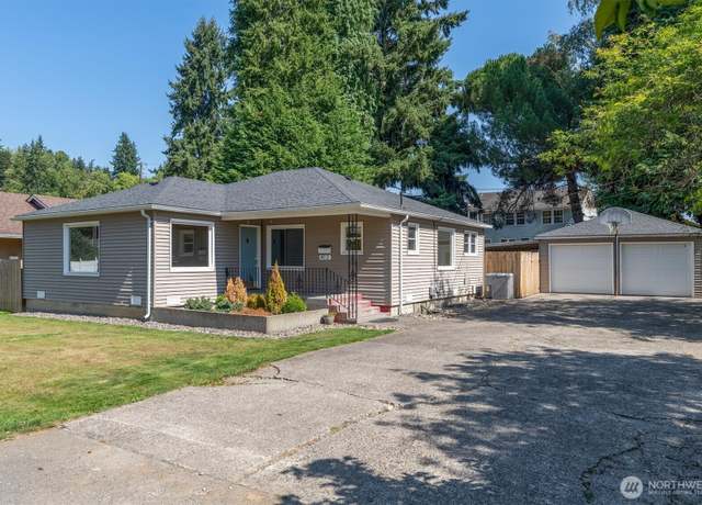 Property at 412 NW 7th Ave, Kelso, WA 98626, 3 beds, 1 bath