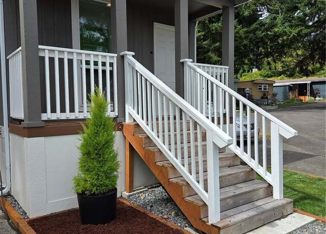 Property at 507 131st St E Unit L, Tacoma, WA 98445, 2 beds, 1 bath