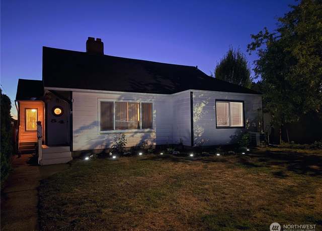 Property at 54 SW 7th St, Chehalis, WA 98532, 3 beds, 1 bath