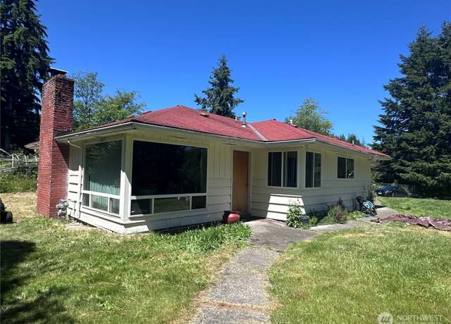 Property at 4495 NW Newberry, Bremerton, WA 98312, 4 beds, 1.5 baths
