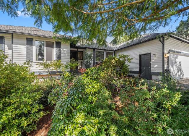 Property at 19831 134th Pl SE, Renton, WA 98058, 3 beds, 2 baths
