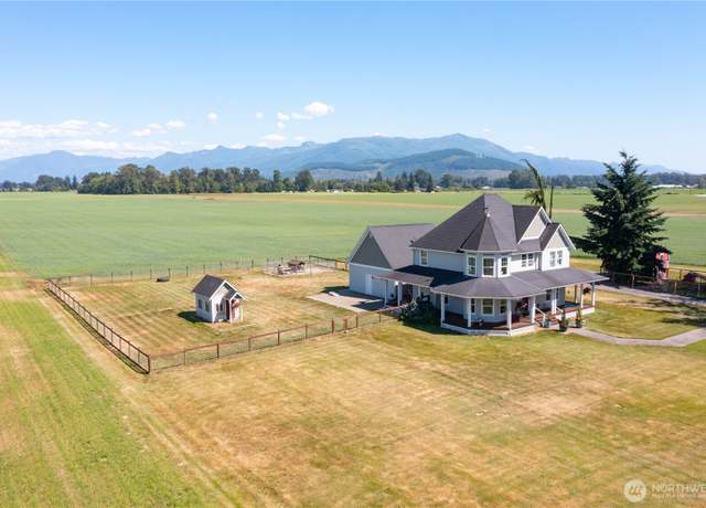 Property at 9177 Collins Rd, Sedro Woolley, WA 98284, 3 beds, 3.5 baths