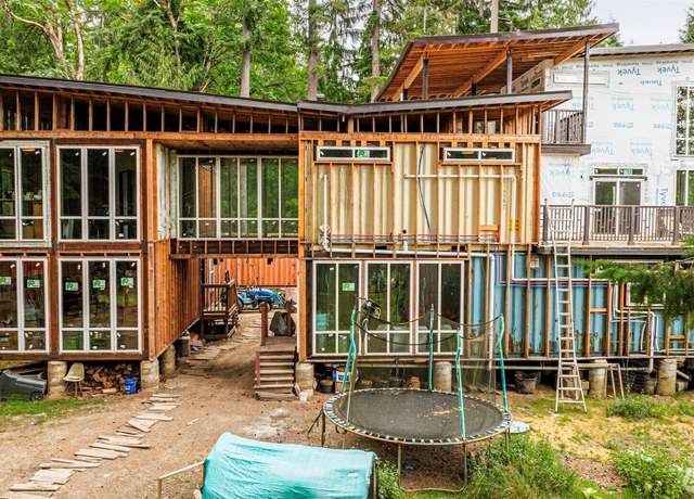 Property at 24320 119th Ave SE, Woodinville, WA 98077, 4 beds, 4 baths