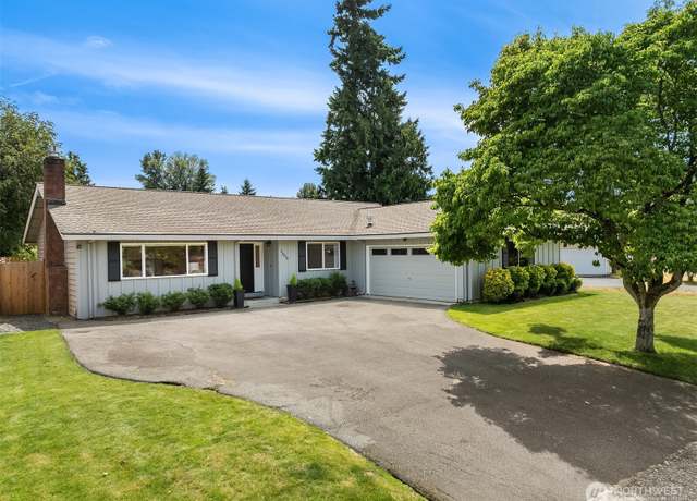 Property at 11015 NE 144th St, Kirkland, WA 98034, 3 beds, 2 baths
