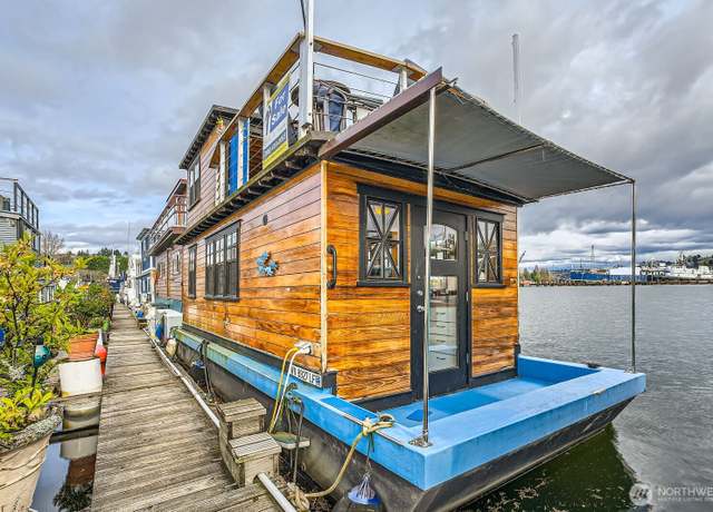 Property at 1080 W Ewing St Unit E-2, Seattle, WA 98119, 1 bed, 1 bath