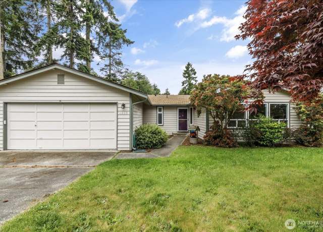 Property at 1213 Independence Ct, Oak Harbor, WA 98277, 3 beds, 2 baths