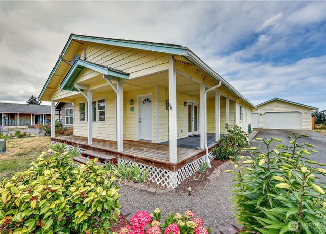 Property at 111 Alpine Lp, Sequim, WA 98382, 4 beds, 2 baths