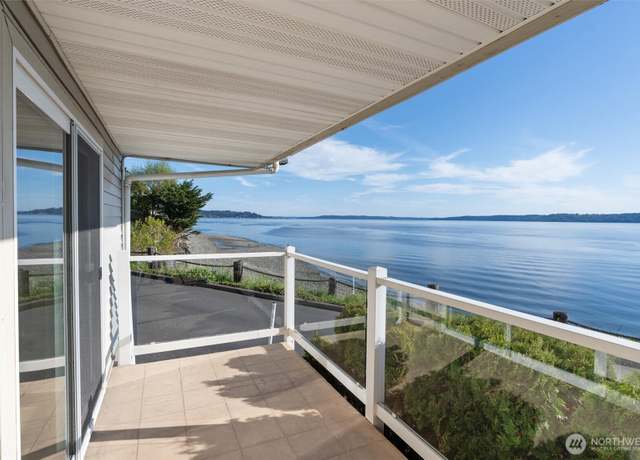 Property at 10203 47th Ave SW Unit D-6, Seattle, WA 98146, 3 beds, 2 baths