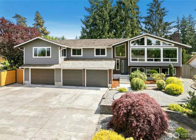 Property at 3324 104th Pl SE, Everett, WA 98208, 5 beds, 2.5 baths