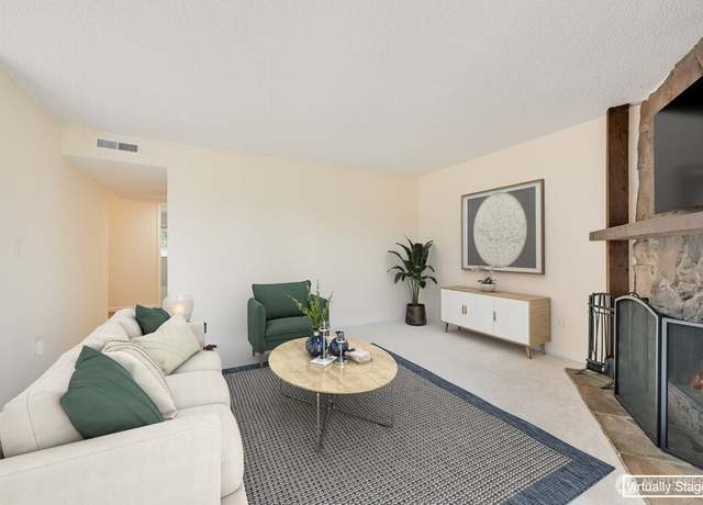 Property at 12525 NE 145th Pl Unit F105, Kirkland, WA 98034, 2 beds, 1 bath