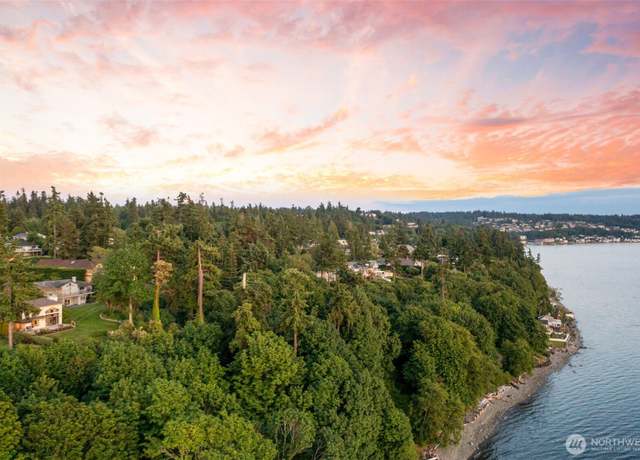 Property at 26045 Marine View Dr S, Des Moines, WA 98198, 4 beds, 3.5 baths