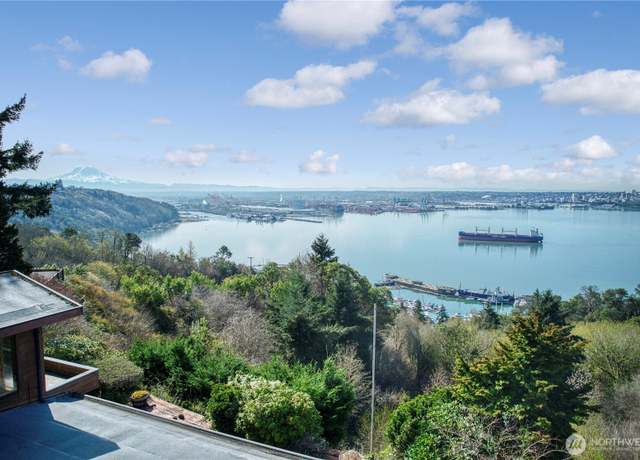 Property at 4802 Brown's Point Blvd, Tacoma, WA 98422, 2 beds, 3 baths