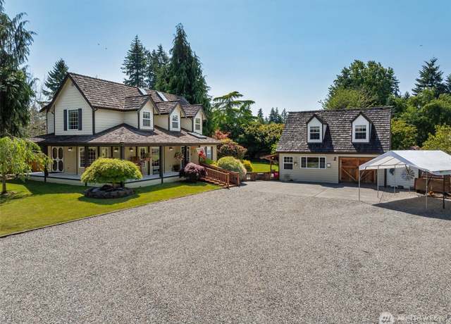 Property at 12718 118th Street Ct E, Puyallup, WA 98374, 3 beds, 3 baths