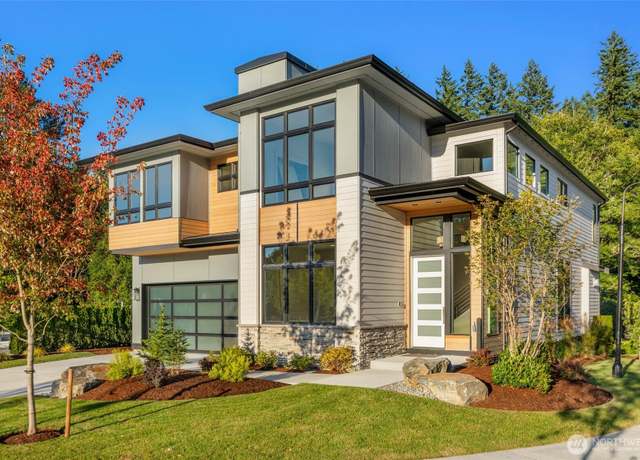 Property at 21041 SE 80th St, Issaquah, WA 98027, 4 beds, 4 baths