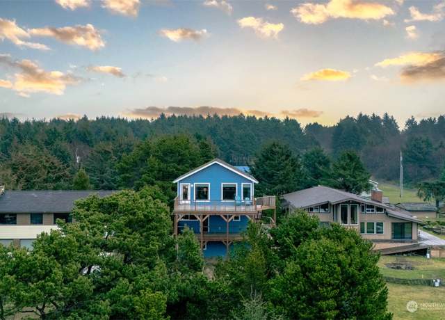Property at 7 Ocean Ln, Copalis Beach, WA 98535, 2 beds, 2.5 baths