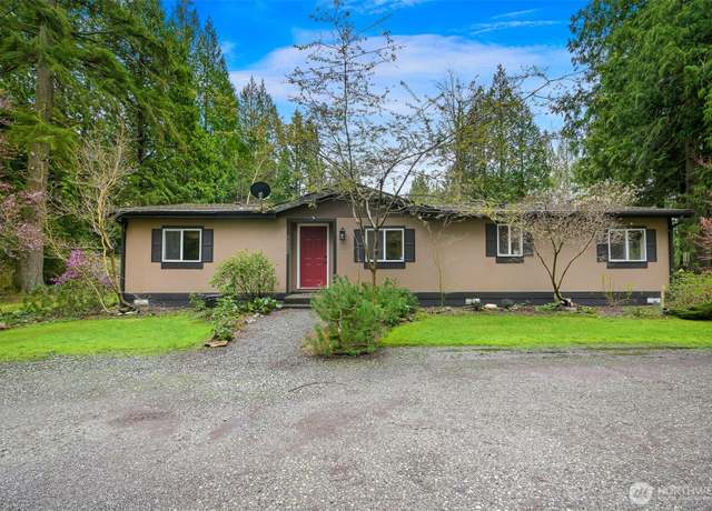 Property at 8993 Salmon Creek Ln, Blaine, WA 98230, 3 beds, 2 baths