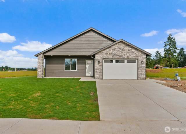Property at 256 Eminence Ave, Winlock, WA 98596, 3 beds, 2 baths