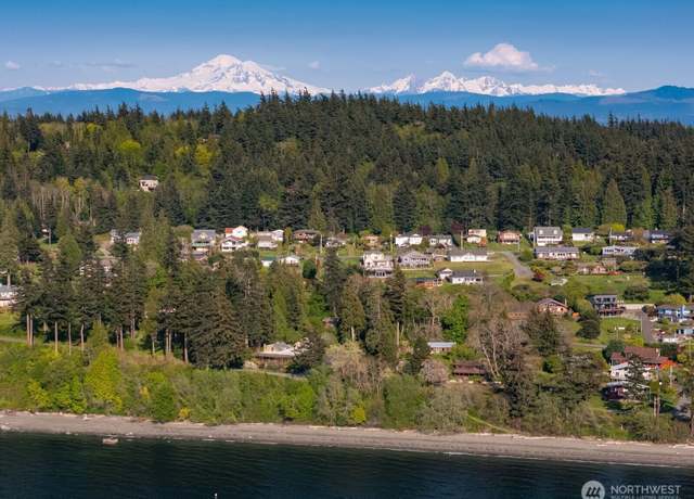 Property at 2579 W Shore Dr, Lummi Island, WA 98262, 8 beds, 9.5 baths