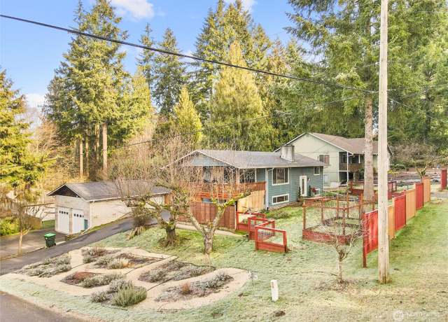 Property at 8108 58th Ave SE, Olympia, WA 98513, 4 beds, 2 baths