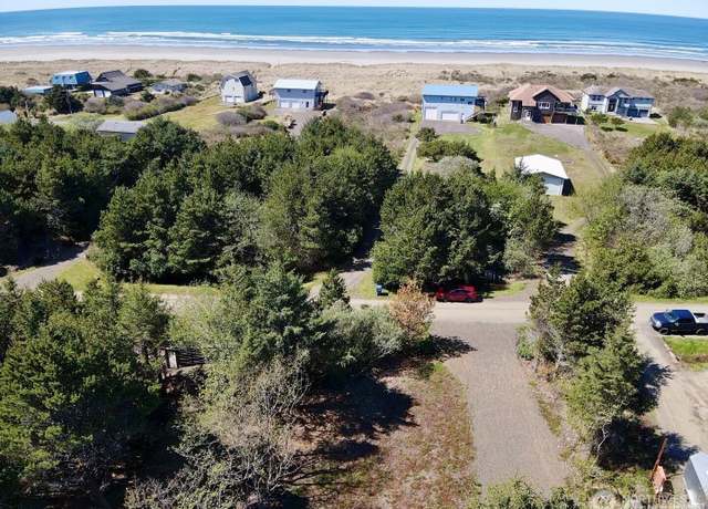 Property at 36 Breezy Ln, Grayland, WA 98547