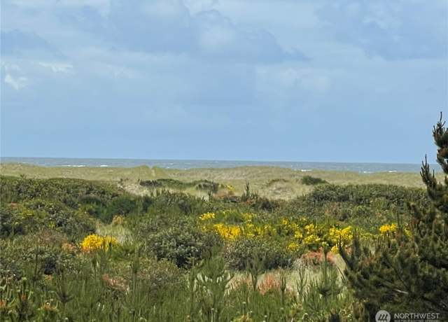 Property at 855 S Sand Dune Ave SW, Ocean Shores, WA 98569