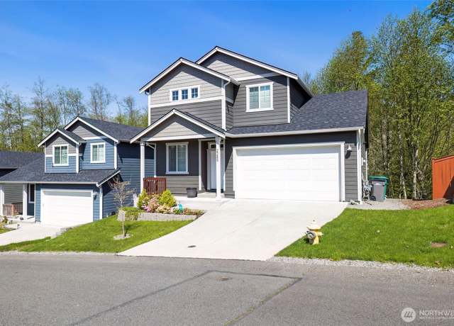 Property at 2289 Lapush Ave SE, Port Orchard, WA 98366, 3 beds, 2.5 baths
