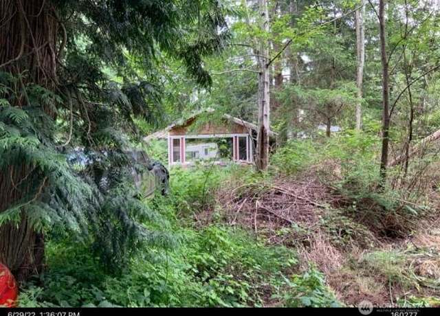 Property at 2 Kennedy Rd, Point Roberts, WA 98281