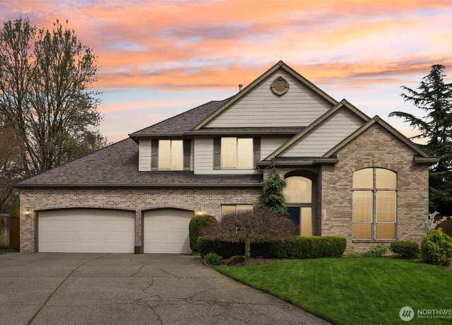 Property at 13719 NE 48th Ave, Vancouver, WA 98686, 3 beds, 2.5 baths