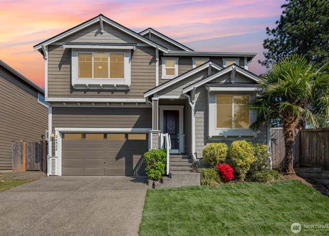 Property at 24524 96th Ave S, Kent, WA 98030, 4 beds, 3 baths