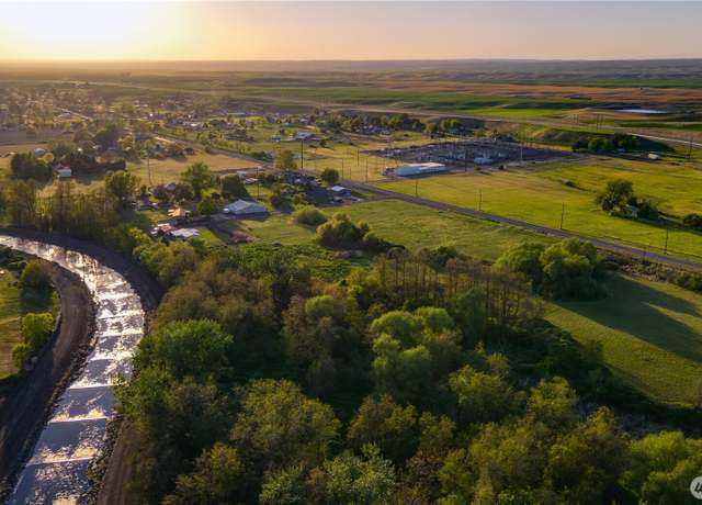 Property at 1595 Heritage Rd, Walla Walla, WA 99362