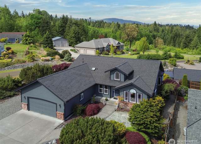 Property at 200 Amethyst Dr, Sequim, WA 98382, 2 beds, 2 baths