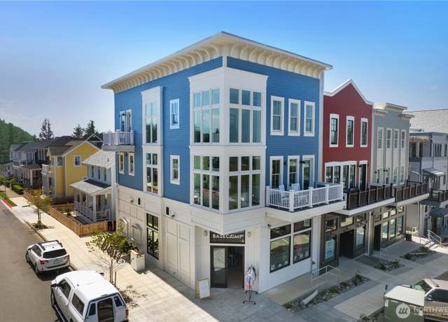 Property at 118 Market St, Pacific Beach, WA 98571, 3 beds, 3 baths