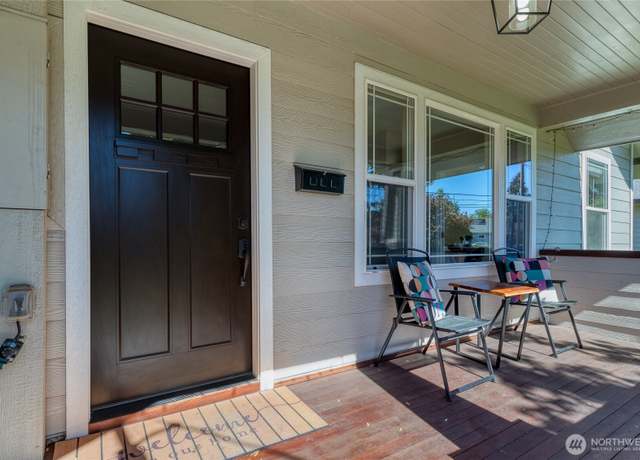 Property at 609 Pleasant St, Walla Walla, WA 99362, 4 beds, 2 baths
