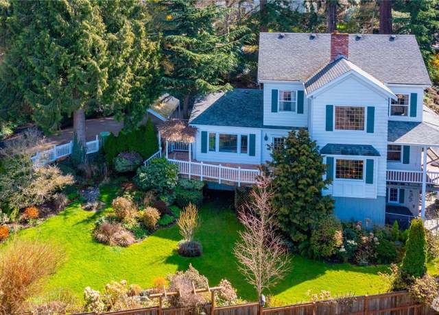 Property at 405 S 7th, Mount Vernon, WA 98274, 4 beds, 2.5 baths