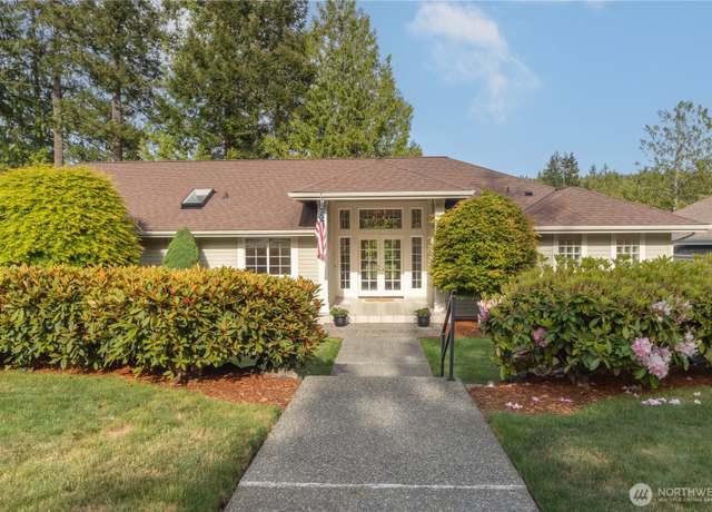 Property at 211 Greenview Ln, Port Ludlow, WA 98365, 3 beds, 2.5 baths