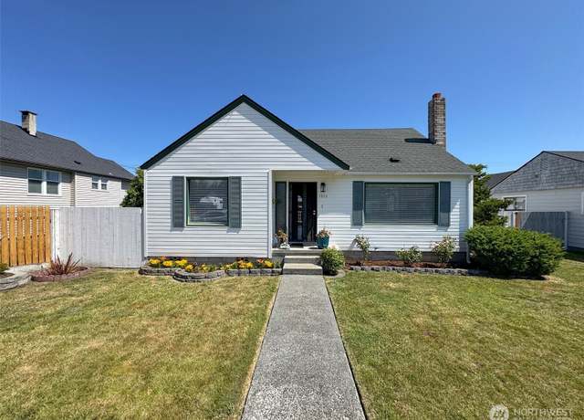 Property at 1011 E 5th St, Port Angeles, WA 98362, 4 beds, 2 baths