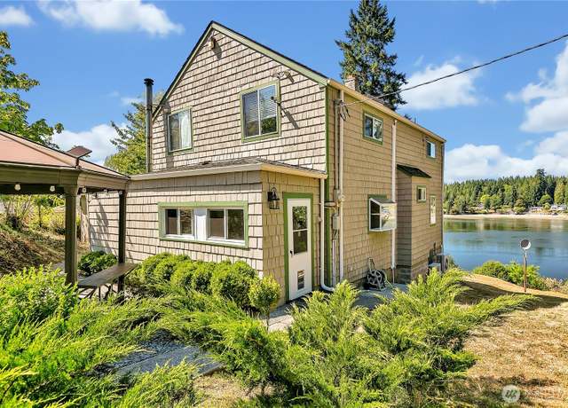 Property at 3253 SE Arcadia Rd, Shelton, WA 98584, 4 beds, 2 baths