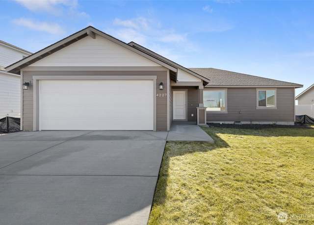 Property at 4227 W Sandy Ct, Moses Lake, WA 98837, 3 beds, 2 baths