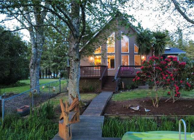 Property at 963 Hassalo Ave SE, Ocean Shores, WA 98569, 3 beds, 2 baths