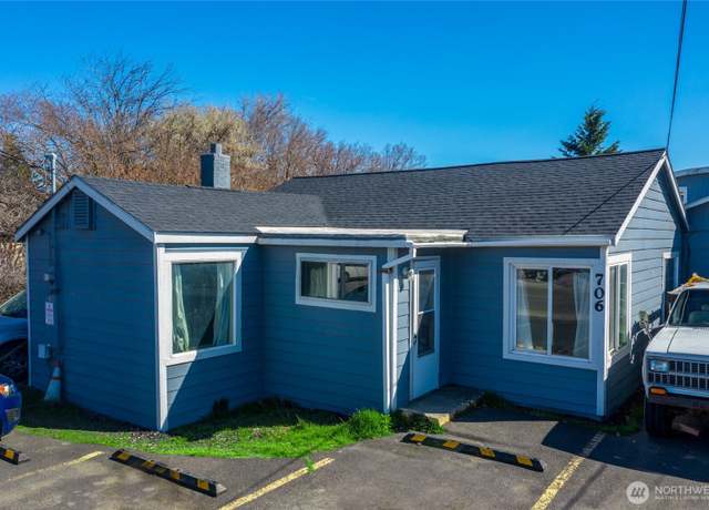 Property at 706 S Ruby St, Ellensburg, WA 98926, 8 beds, 5 baths