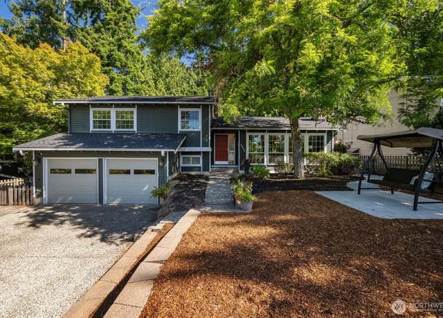 Property at 8010 NE 115 Way, Kirkland, WA 98034, 4 beds, 2.5 baths
