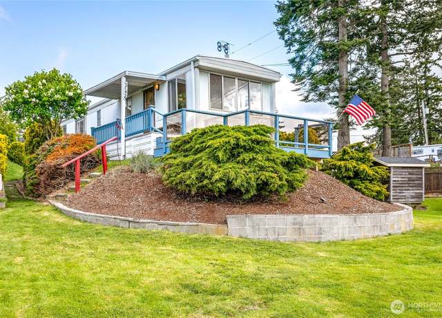 Property at 5142 Seaview Dr, Blaine, WA 98230, 2 beds, 1 bath