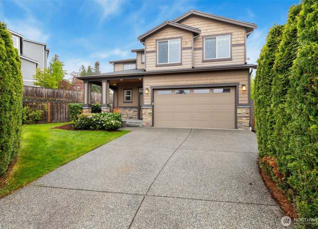 Property at 4613 167th St SW, Lynnwood, WA 98037, 4 beds, 2.5 baths