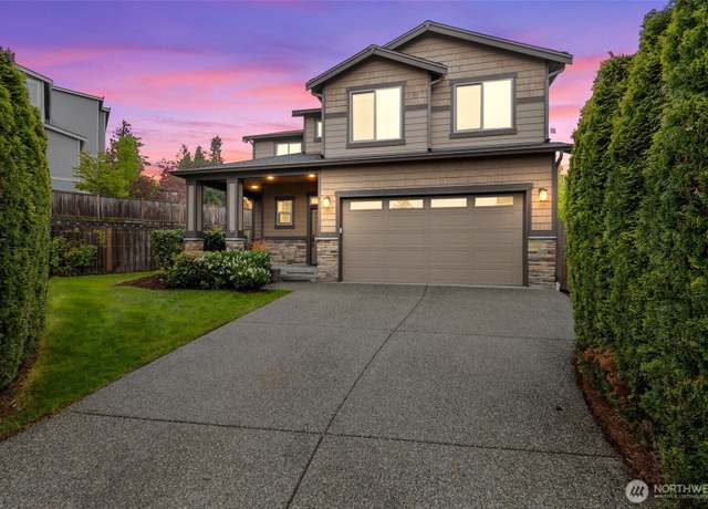 Property at 4613 167th St SW, Lynnwood, WA 98037, 4 beds, 2.5 baths