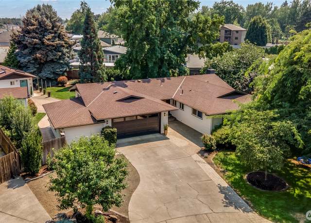 Property at 18 A & B McKay Pl, Walla Walla, WA 99362, 4 beds, 3 baths