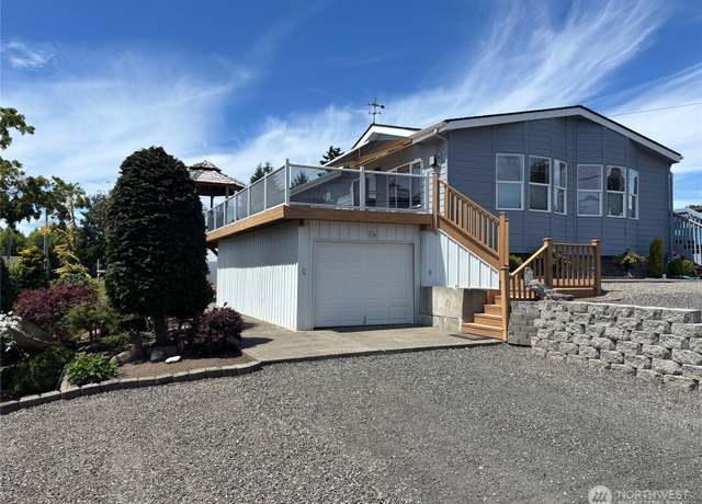 Property at 8407 Selder Dr, Blaine, WA 98230, 3 beds, 2 baths