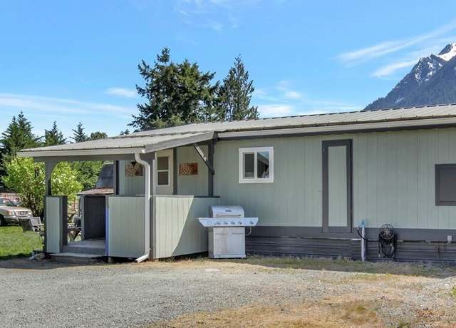 Property at 1225 Darrington St #1, Darrington, WA 98241, 2 beds, 1 bath